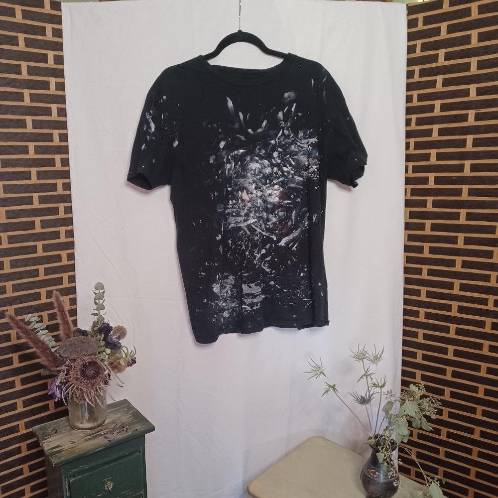 Black urban chic painters shirt, size large